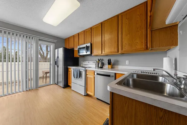 $260,000 | 6413 158th Street West, Apple Valley, MN 55124