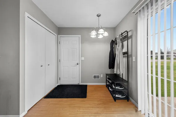 $260,000 | 6413 158th Street West, Apple Valley, MN 55124