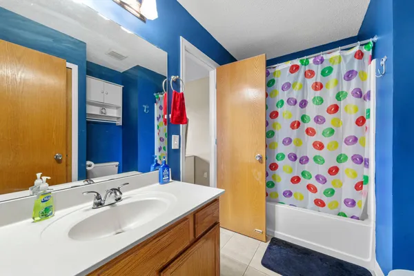 $260,000 | 6413 158th Street West, Apple Valley, MN 55124