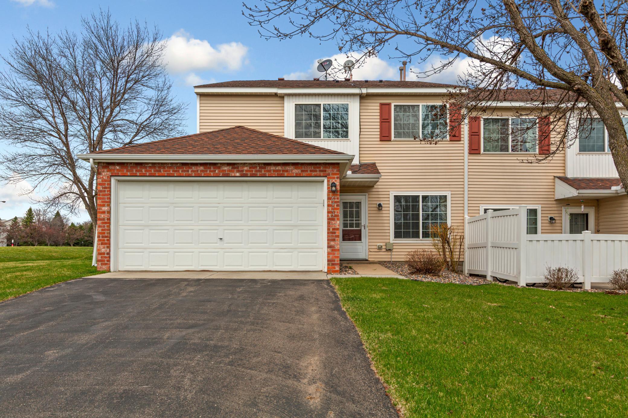 6413 158th Street West Apple Valley, MN 55124 - Photo 2 of 24