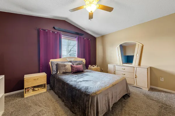 $260,000 | 6413 158th Street West, Apple Valley, MN 55124