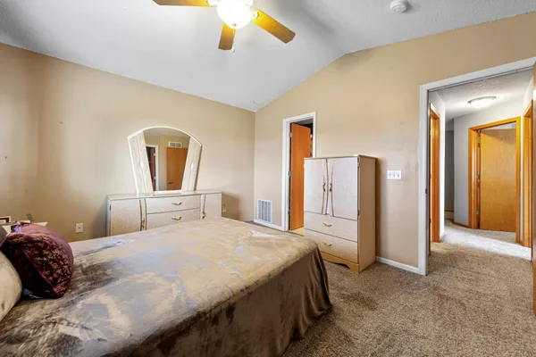 $260,000 | 6413 158th Street West, Apple Valley, MN 55124