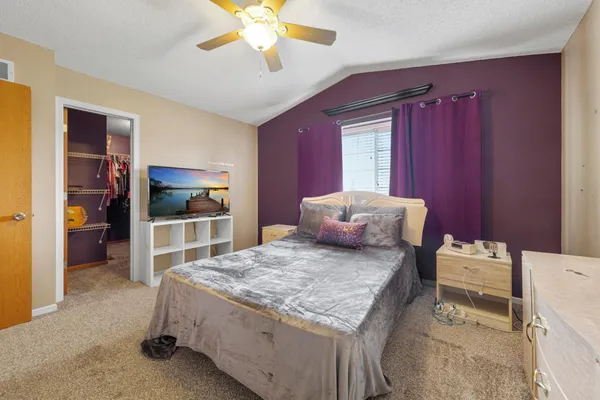 $260,000 | 6413 158th Street West, Apple Valley, MN 55124