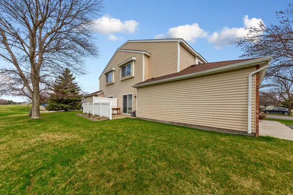 $260,000 | 6413 158th Street West, Apple Valley, MN 55124