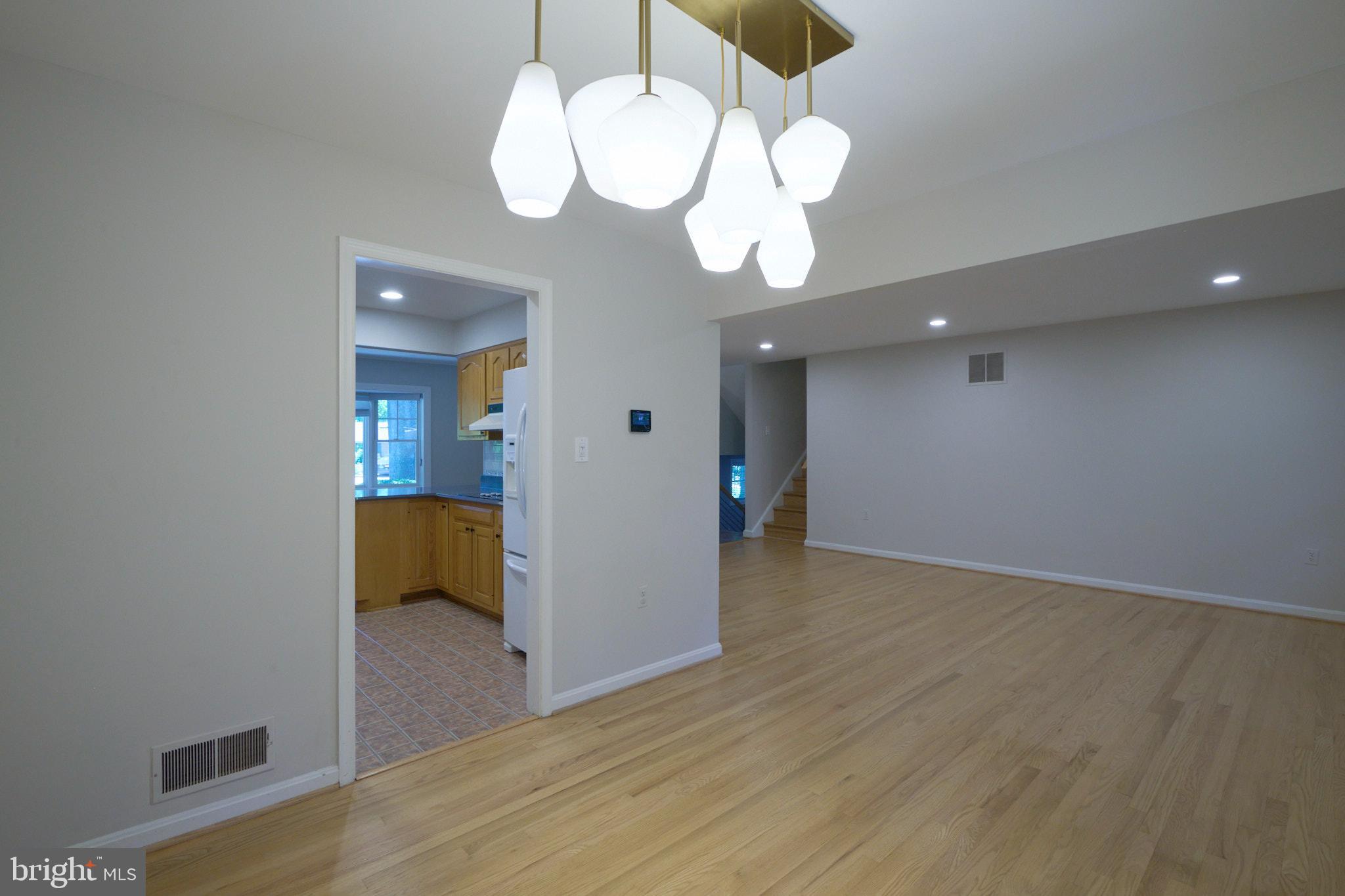 2403 Arrow Park Drive Alexandria, VA 22306 - Photo 12 of 56 Dining Room
