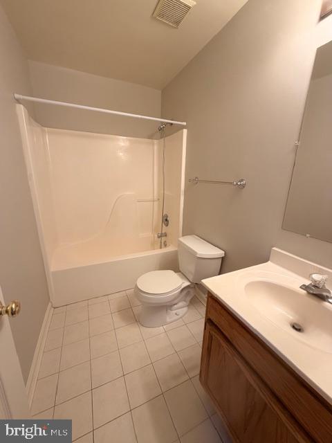 3908 7th Street North Beach, MD 20714 - Photo 11 of 11 Hall bath