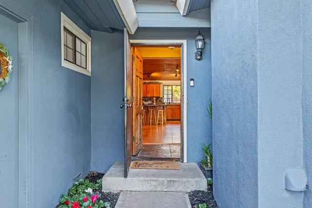 a view of an entryway door