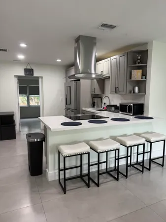 $3,200 | 2314 Pinecrest Court, West Palm Beach, FL 33415