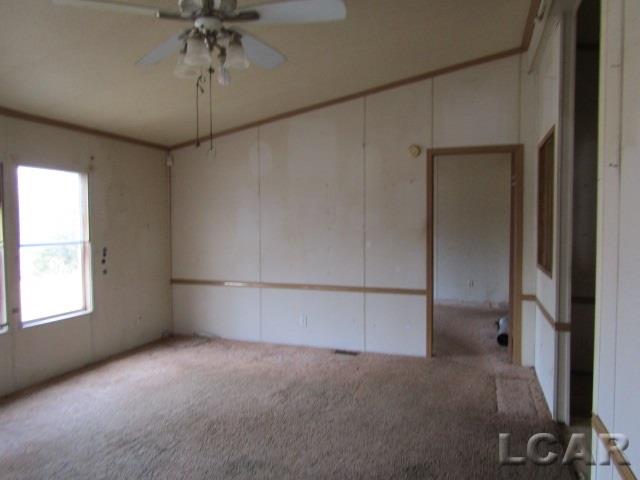 2700 Hawkins Road Jackson, MI 49201 - Photo 11 of 18 31374617-10.JPG