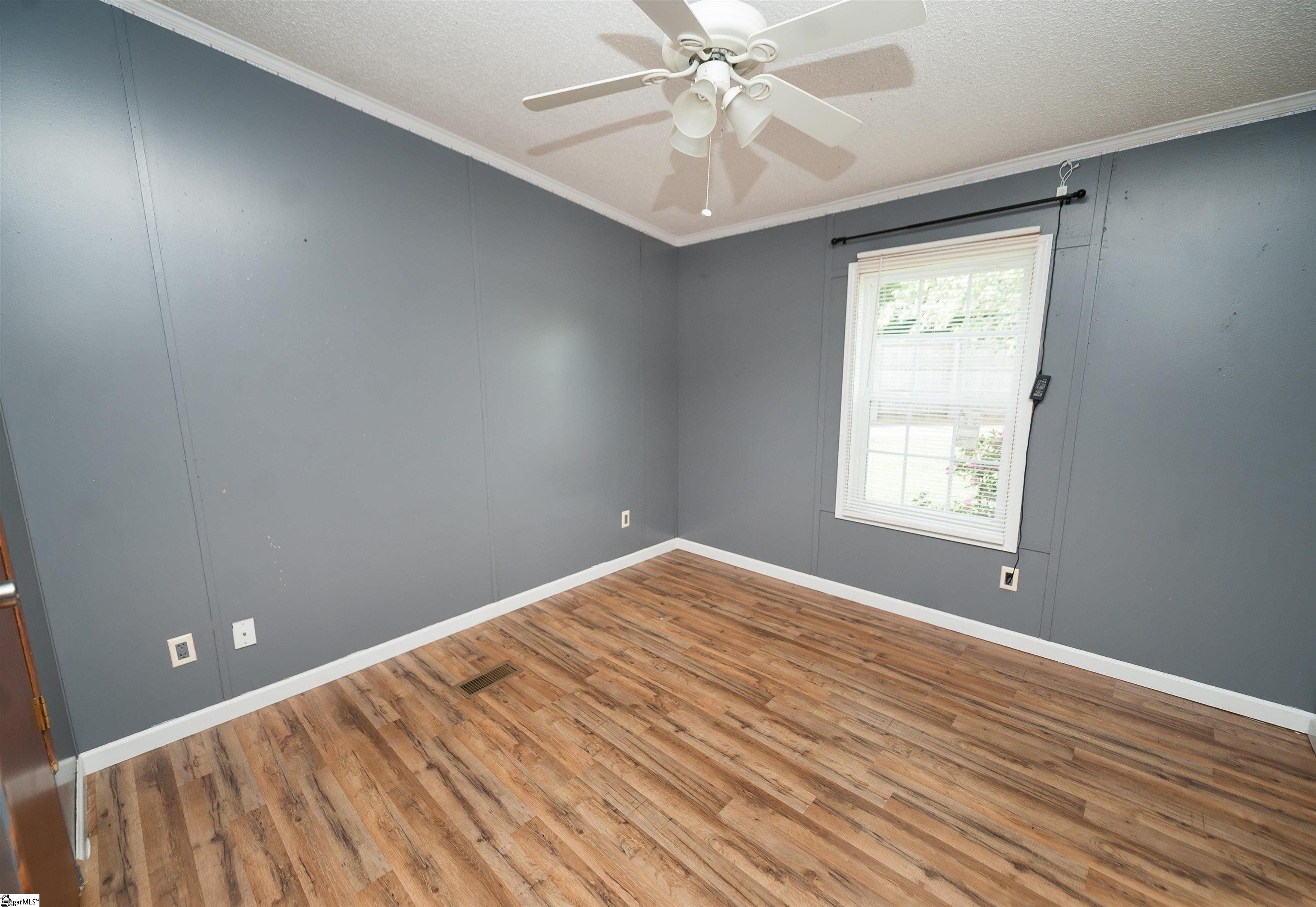 302 Langley Road Travelers Rest, SC 29690 - Photo 22 of 35