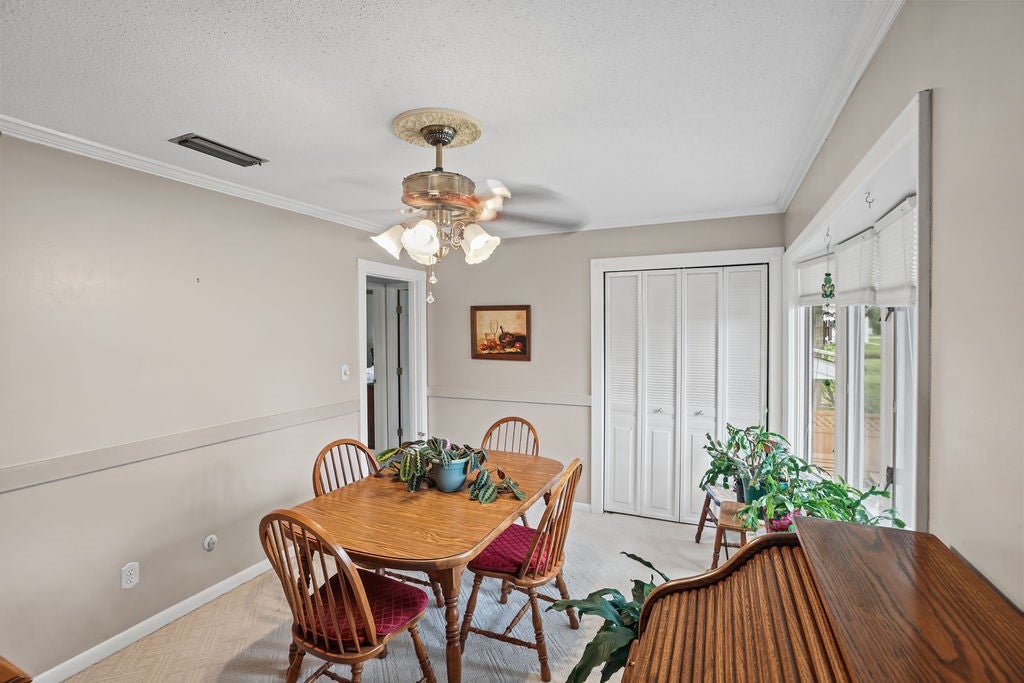 106 East Hillshire Road Decatur, IL 62521 - Photo 8 of 40 Gallery Image 8