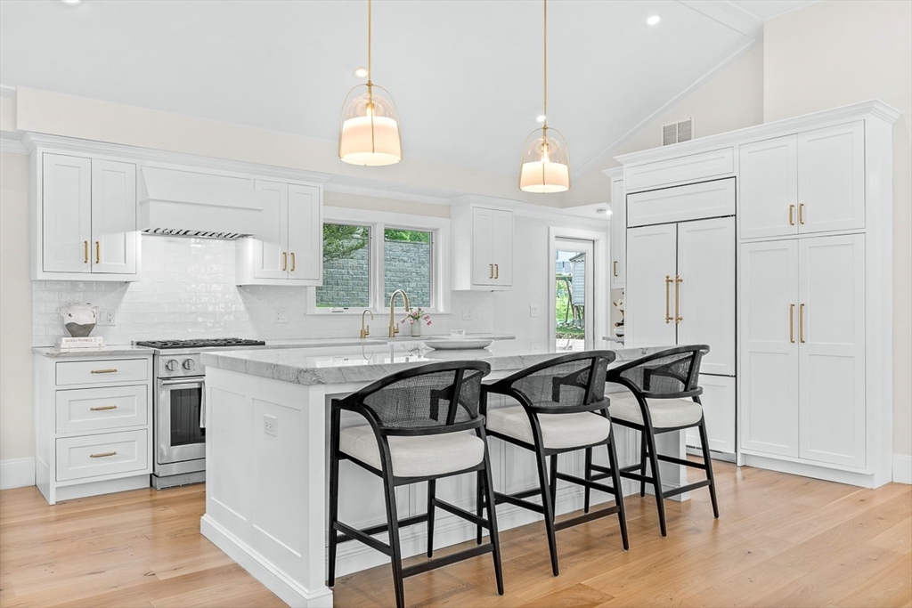41 Sunset Road Winchester, MA 01890 - Photo 14 of 42