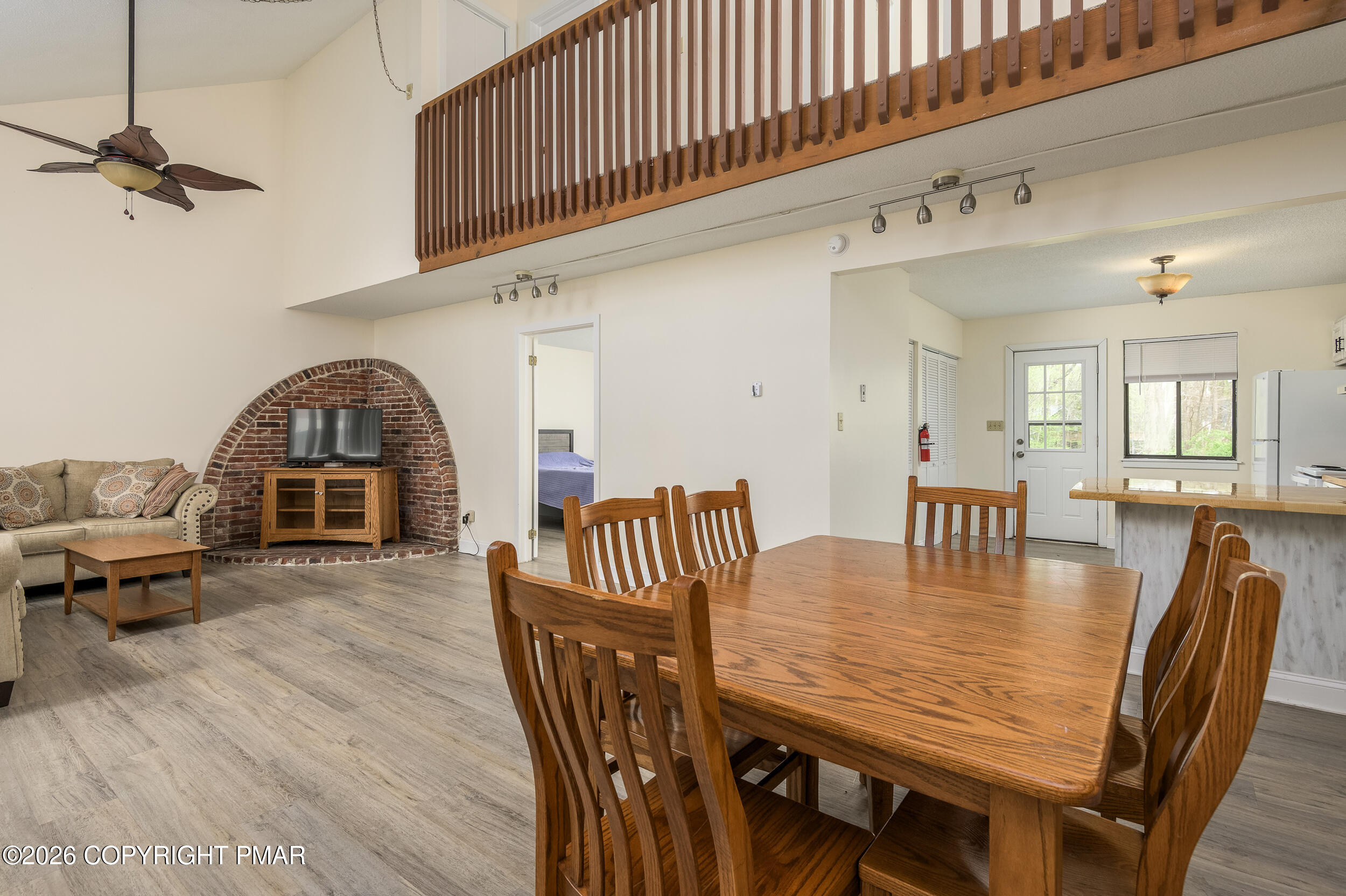 145 Ridge Drive Tannersville, PA 18372 - Photo 15 of 29 015-145ridge-mbertsch