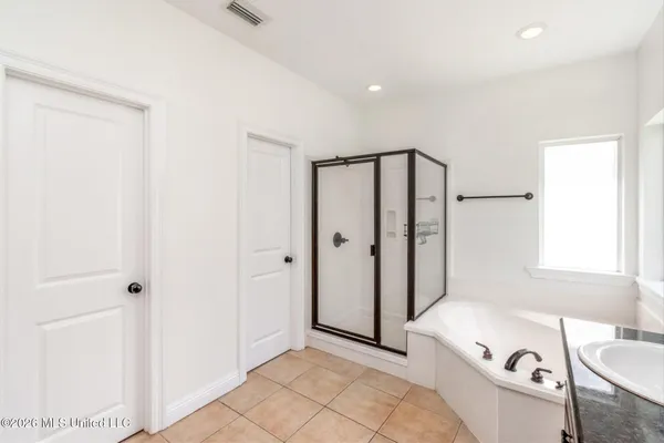 $350,000 | Undisclosed Address, Mobile, AL 36695