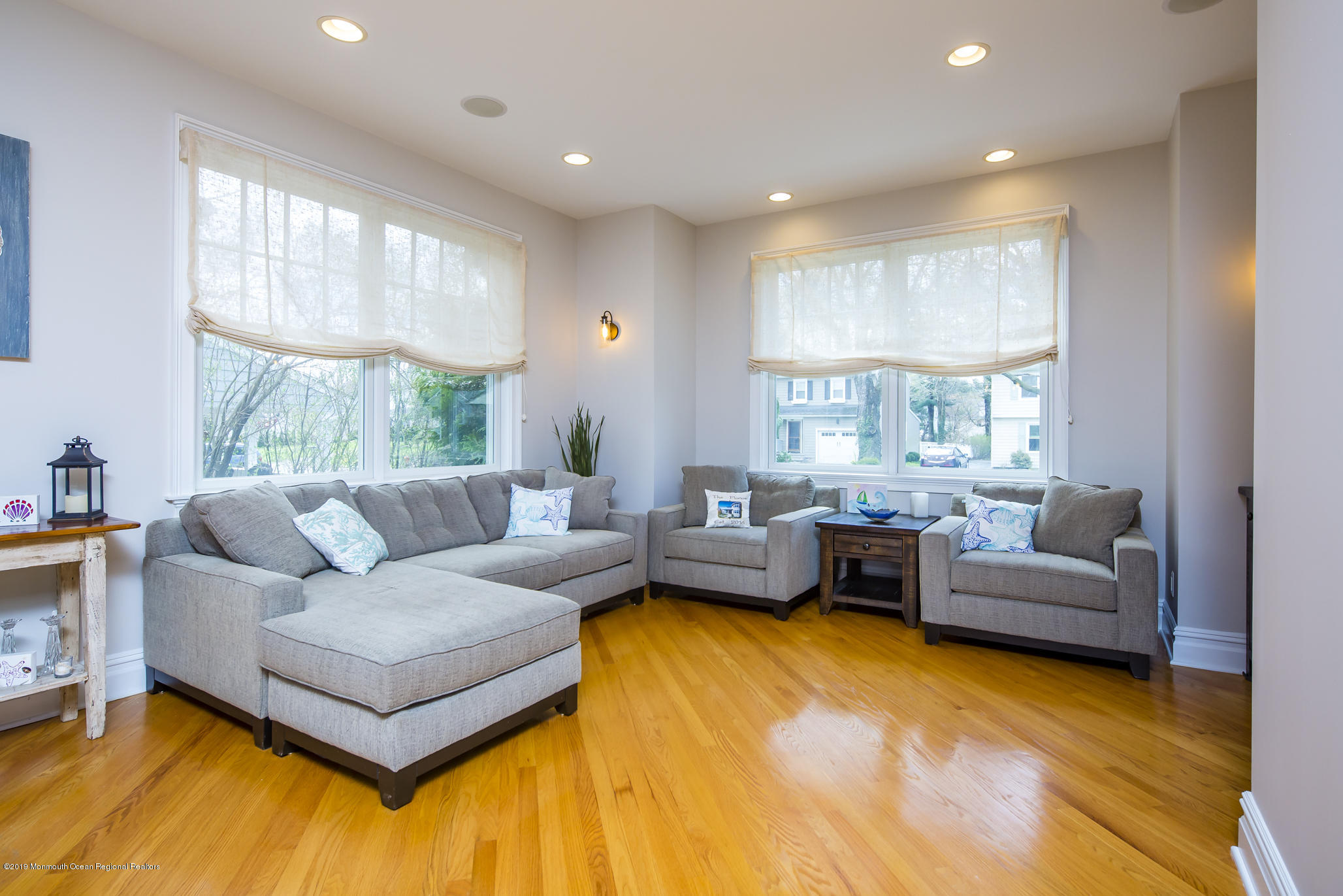 79 Ave Of Two Rivers Rumson, NJ 07760 - Photo 12 of 32 09_Living Room
