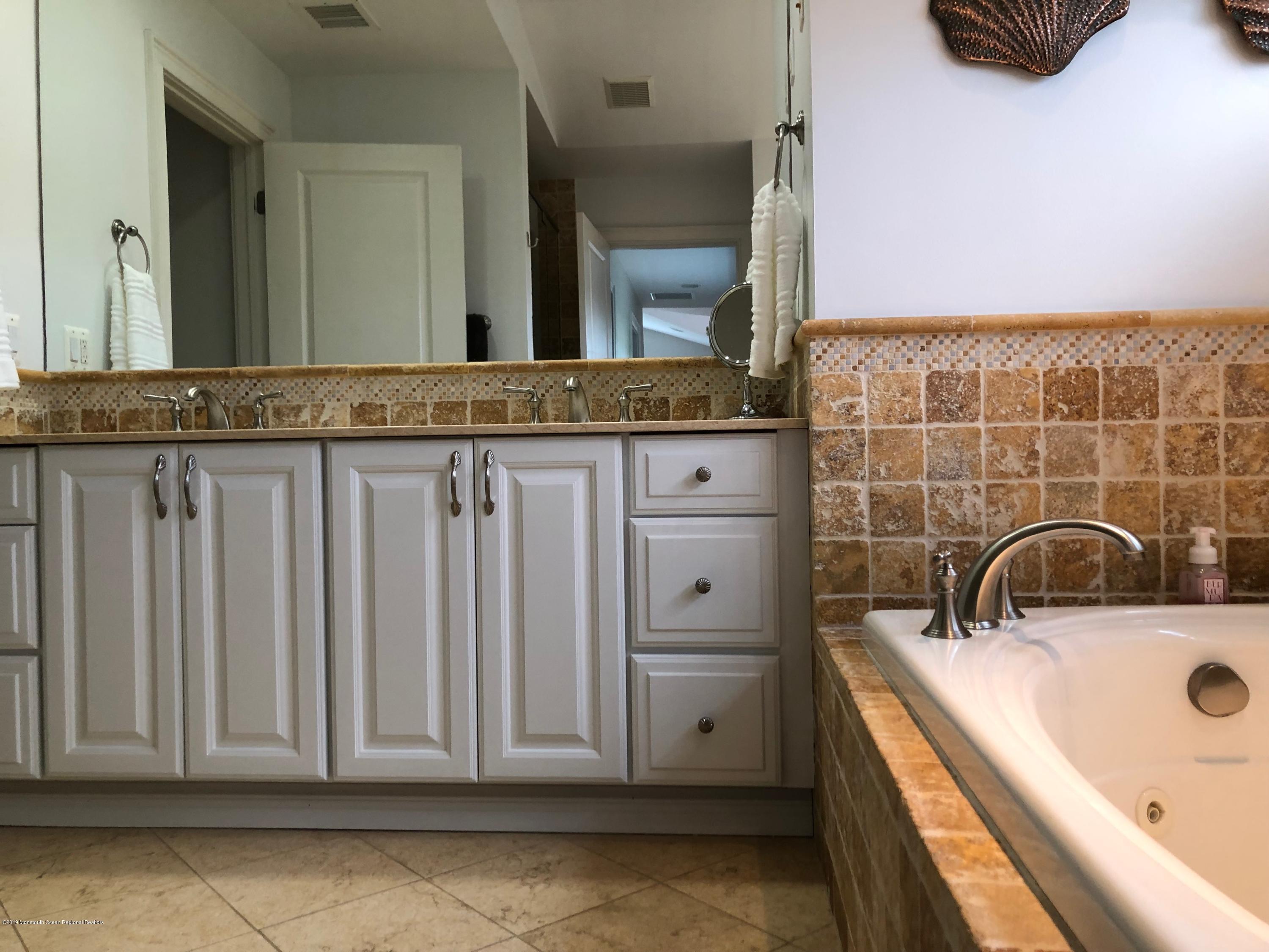 79 Ave Of Two Rivers Rumson, NJ 07760 - Photo 19 of 32 79 Ave of Two Rivers 1