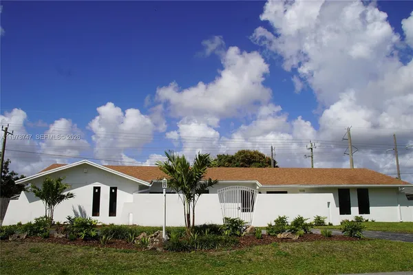 $6,500 | 12504 Southwest 99th Avenue, Miami, FL 33176