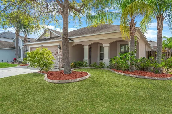 $380,000 | 5803 Tulip Flower Drive, Riverview, FL 33578
