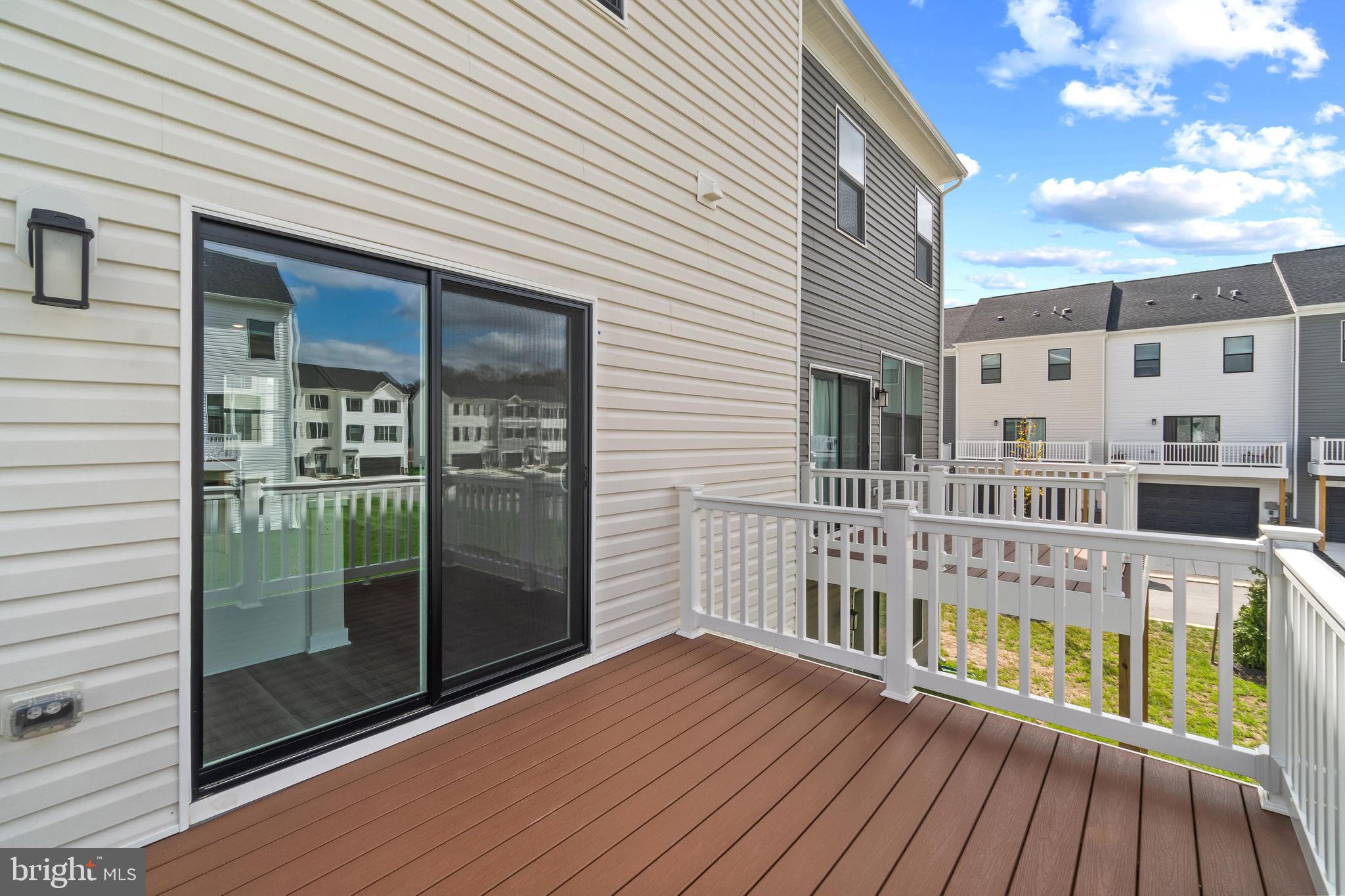 220 Soft Rush Lane La Plata, MD 20646 - Photo 3 of 33