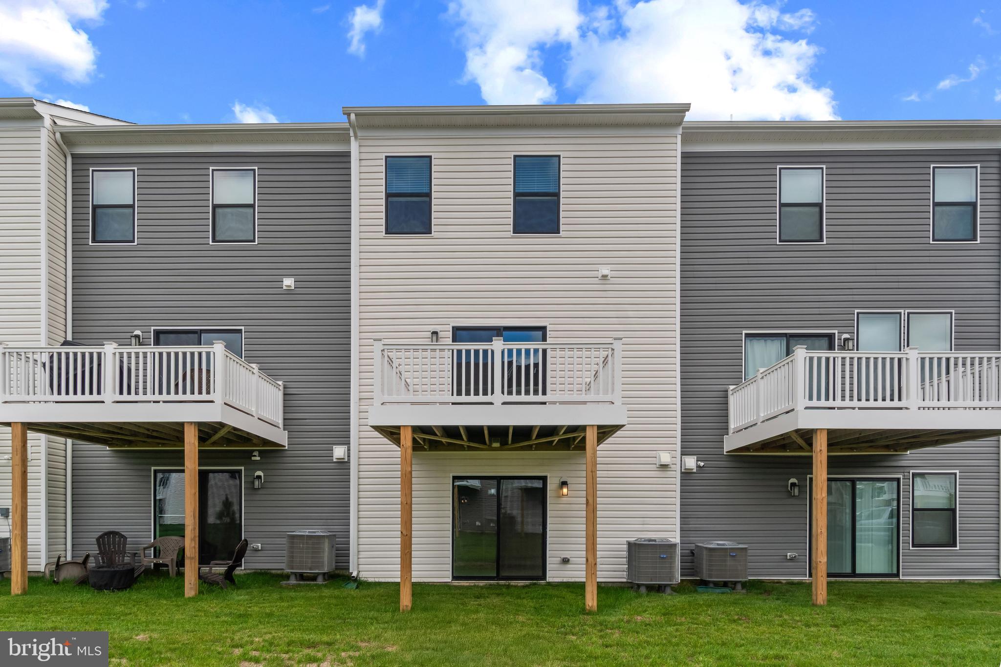 220 Soft Rush Lane La Plata, MD 20646 - Photo 4 of 33