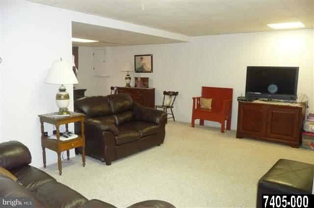 27 Manor Road York, PA 17403 - Photo 12 of 19 Gallery Image 12