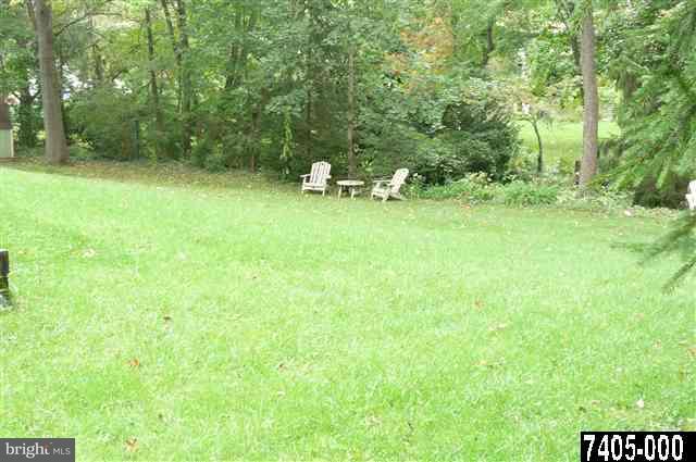 27 Manor Road York, PA 17403 - Photo 15 of 19 Gallery Image 15