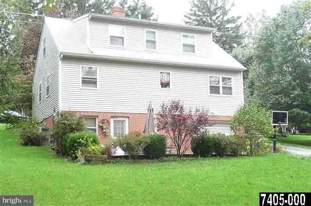 27 Manor Road York, PA 17403 - Photo 17 of 19 Gallery Image 17