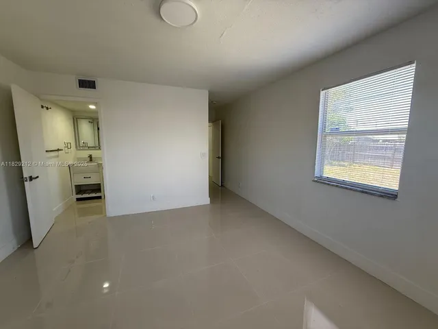 $399,900 | 1494 West 34th Street, Riviera Beach, FL 33404