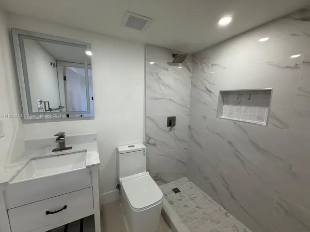 $399,900 | 1494 West 34th Street, Riviera Beach, FL 33404