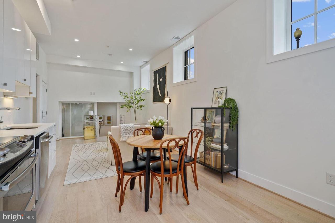 1211 G Street Southeast, Unit 1 Washington, DC 20003 - Photo 2 of 25