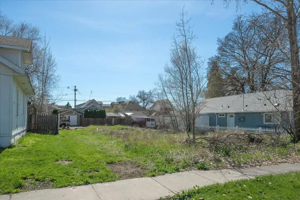 $120,000 | 1823 West College Avenue, Spokane, WA 99201