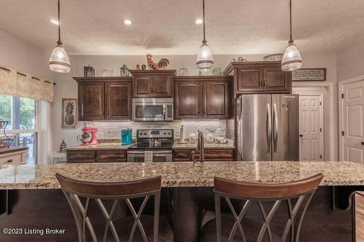 1261 Hickory Grove Road Lawrenceburg, KY 40342 - Photo 13 of 79 13