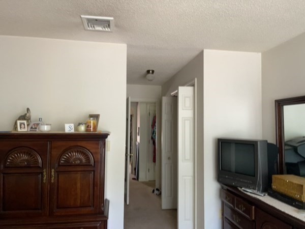 33 Castlegate Drive, Unit B Springfield, MA 01129 - Photo 14 of 18 a view of livingroom with washer and dryer
