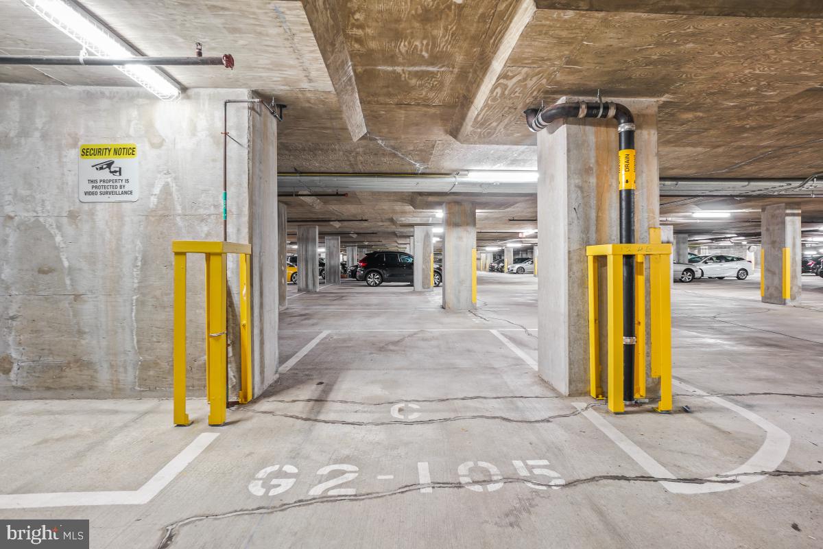 475 K Street Northwest, Unit 1126 Washington, DC 20001 - Photo 31 of 51 a view of walk in closet with window