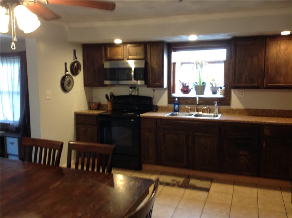 377 Wendel Road Irwin, PA 15642 - Photo 6 of 18