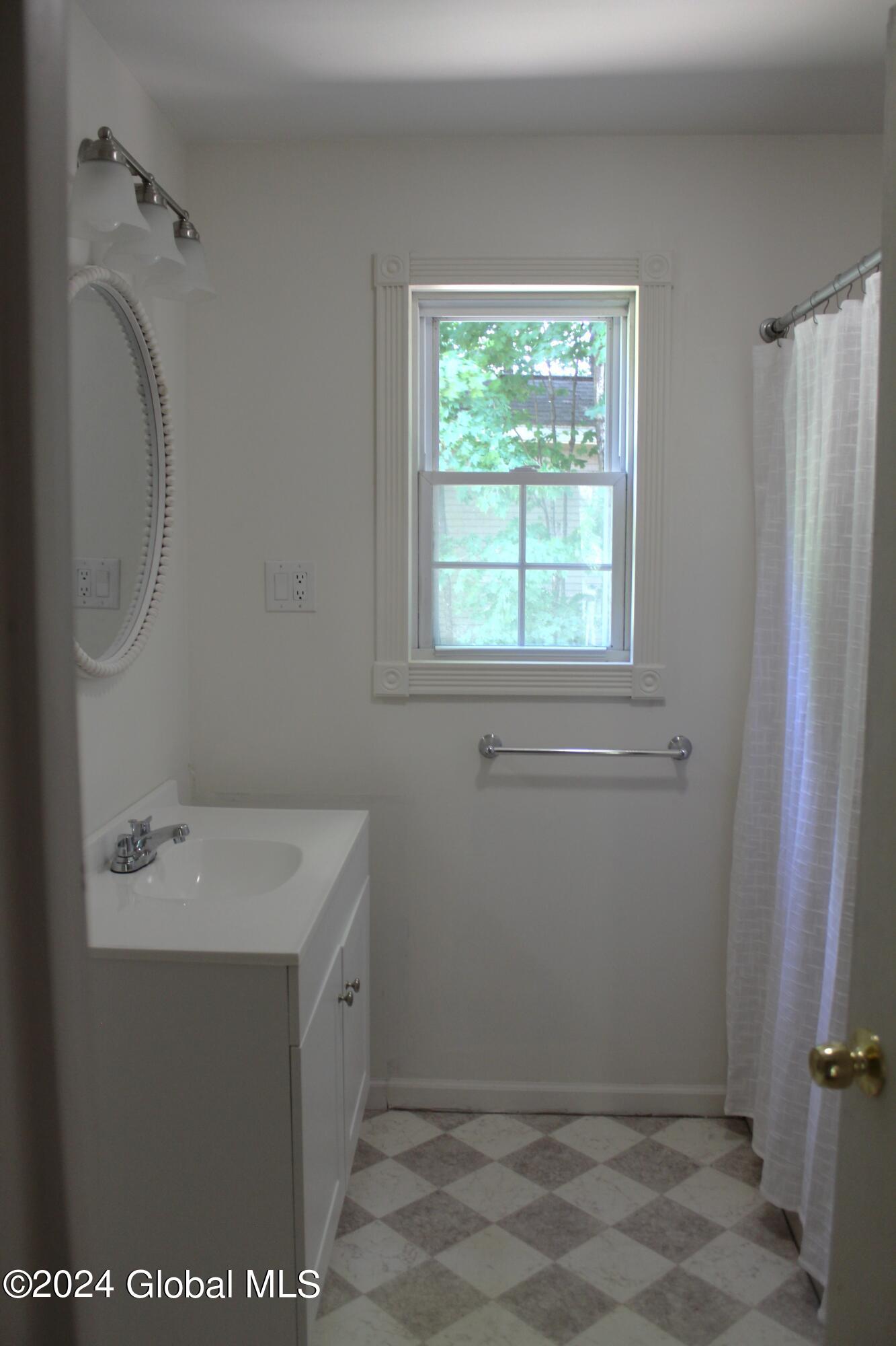 437 Coy Road Greenfield, NY 12833 - Photo 12 of 26 Bath Fl. 1