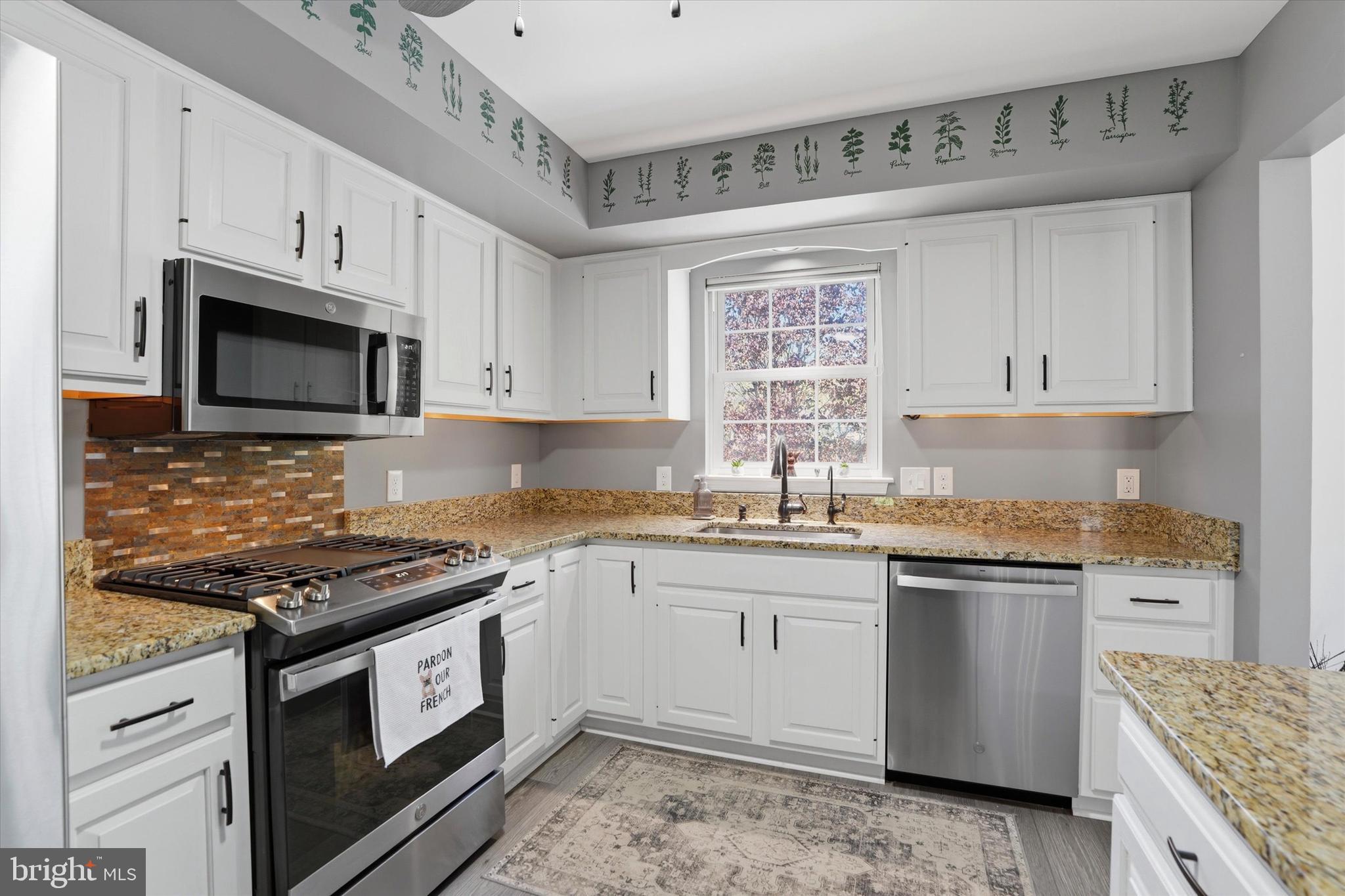 4451 Green Tree Road Reading, PA 19606 - Photo 10 of 38