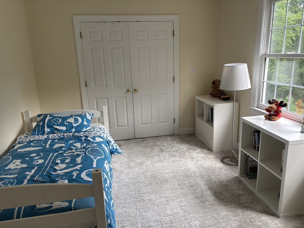 135 Shawsheen Road Bedford, MA 01730 - Photo 15 of 33