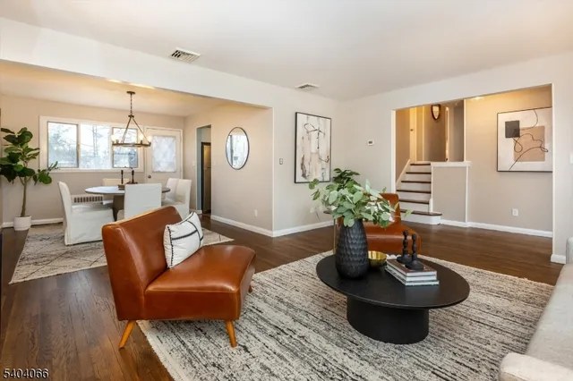 $719,000 | 34 Skyview Road, Bloomfield, NJ 07003