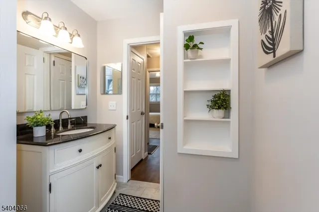 $719,000 | 34 Skyview Road, Bloomfield, NJ 07003