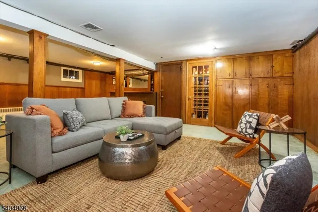 $719,000 | 34 Skyview Road, Bloomfield, NJ 07003