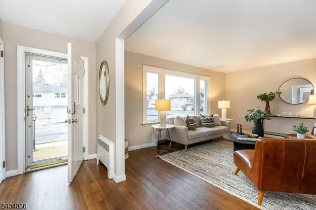 $719,000 | 34 Skyview Road, Bloomfield, NJ 07003