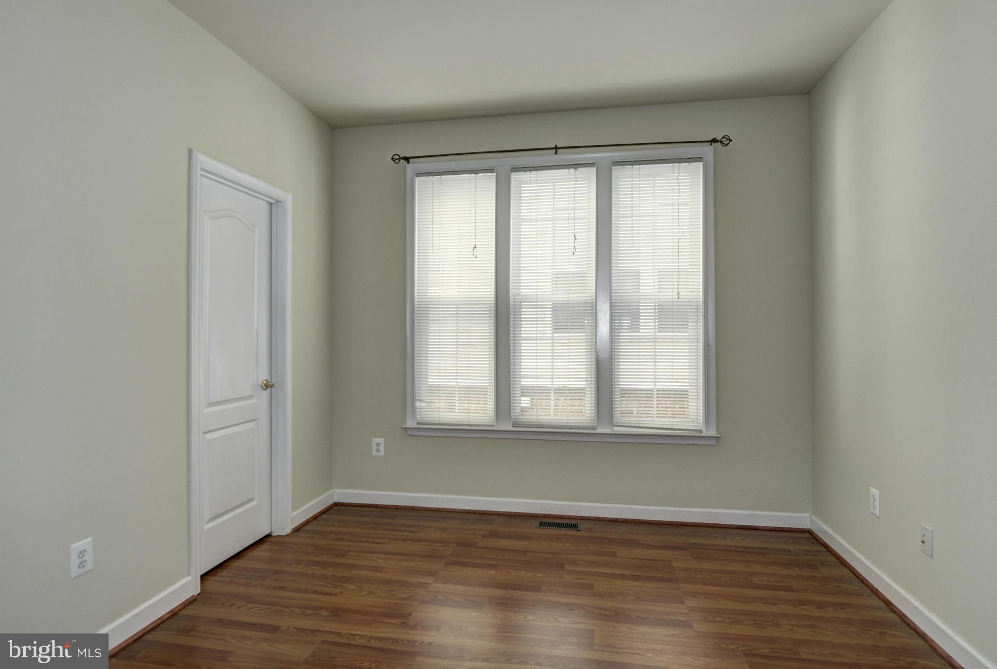 23203 Frederick Road Clarksburg, MD 20871 - Photo 11 of 26 Main Level Study/Bedroom Option