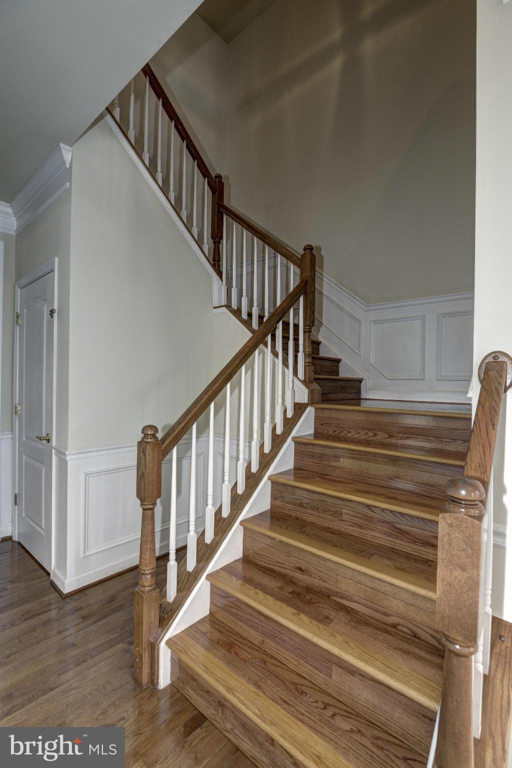23203 Frederick Road Clarksburg, MD 20871 - Photo 14 of 26 Stair