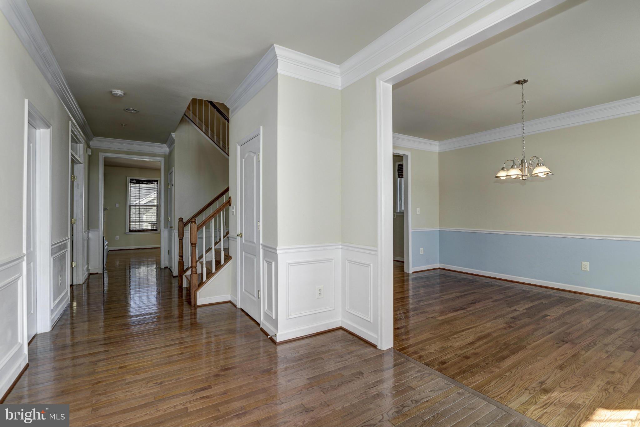 23203 Frederick Road Clarksburg, MD 20871 - Photo 3 of 26 Foyer facing Dining Room