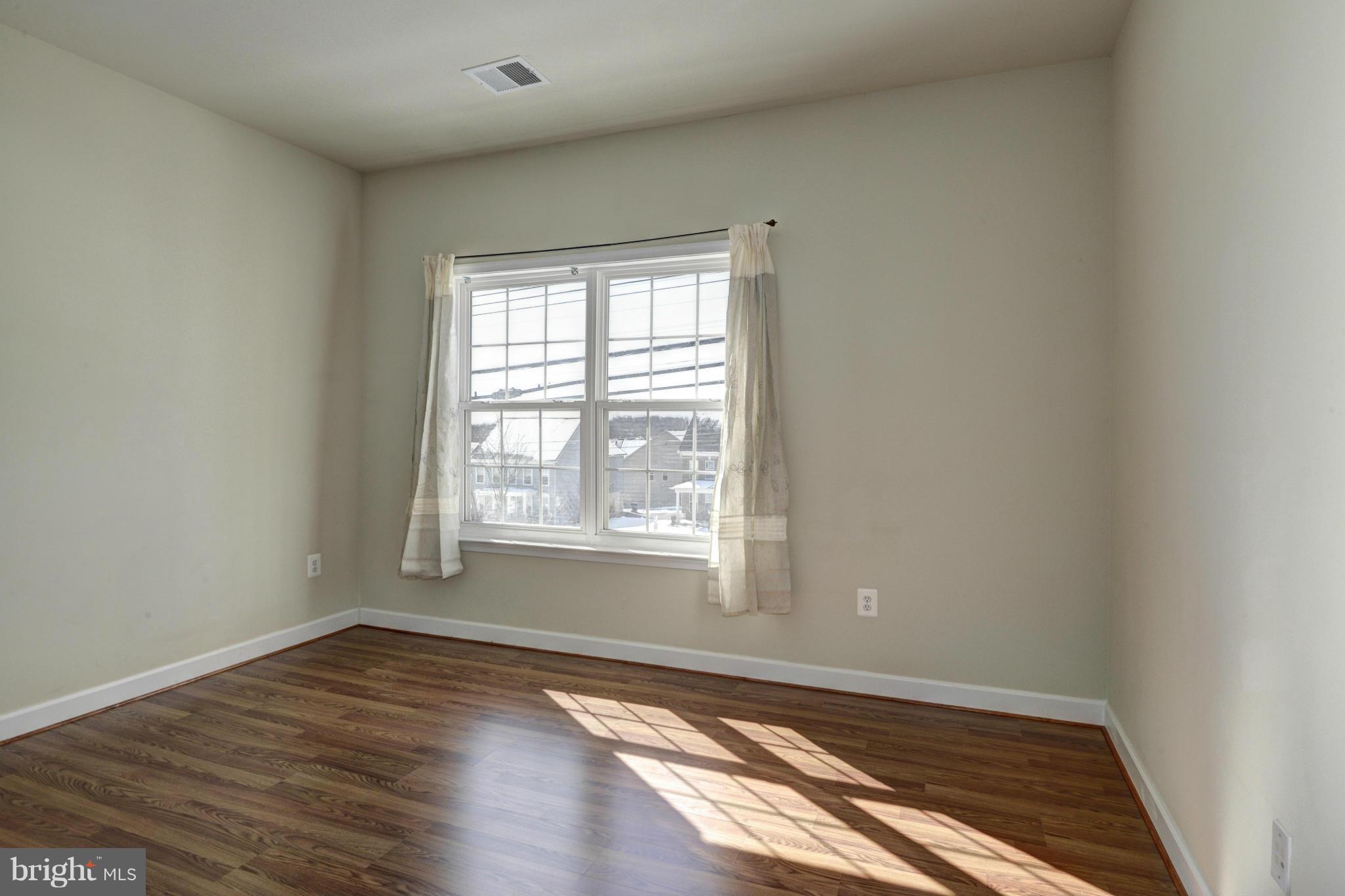 23203 Frederick Road Clarksburg, MD 20871 - Photo 21 of 26 Bedroom