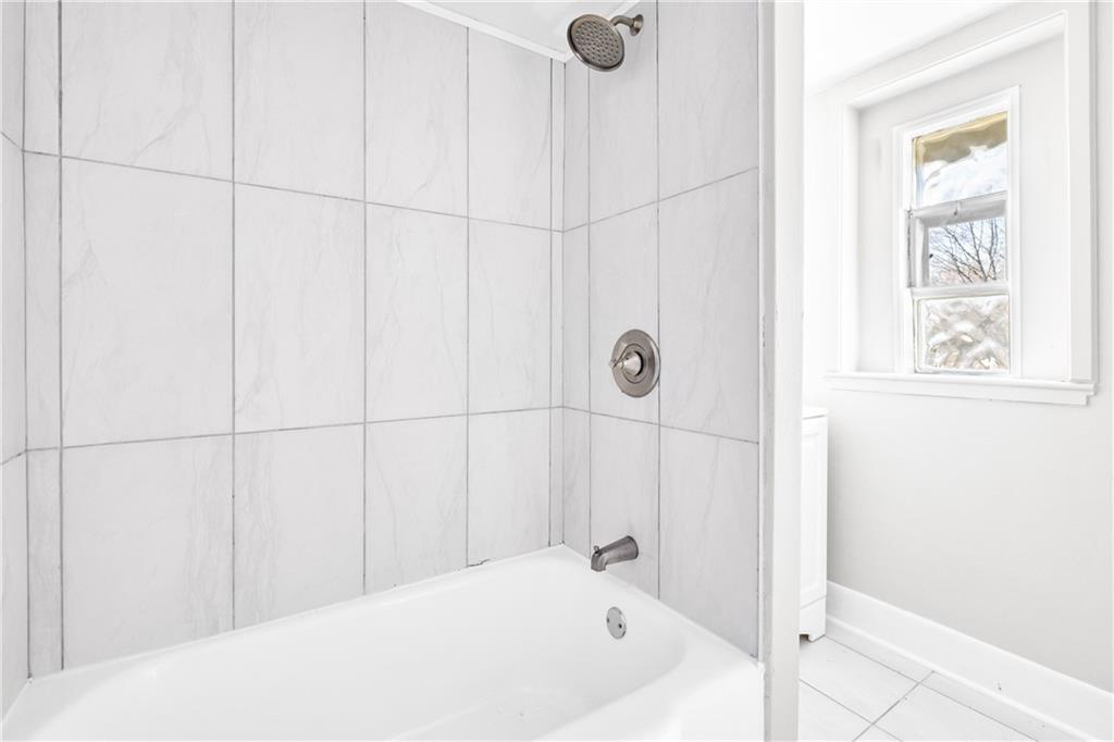 100 Spring Grove Road Pittsburgh, PA 15235 - Photo 21 of 34 Gallery Image 21