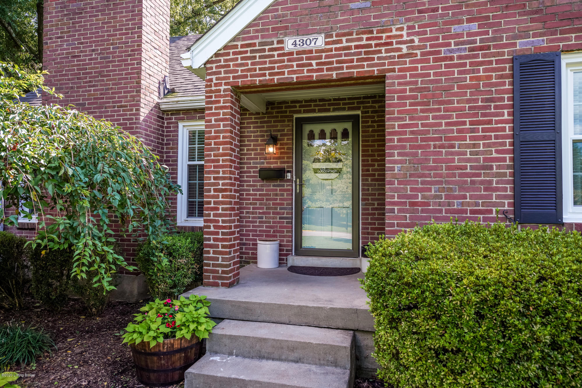 4307 Statton Road Louisville, KY 40220 - Photo 2 of 49 036-4307-36