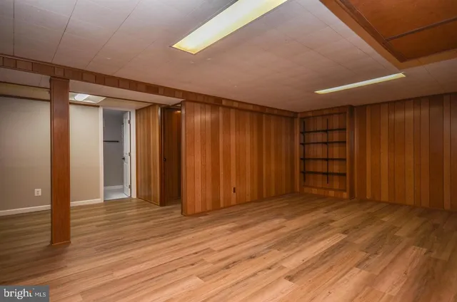 $3,300 | 4426 Hallet Street, Rockville, MD 20853