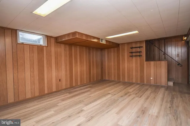 $3,300 | 4426 Hallet Street, Rockville, MD 20853